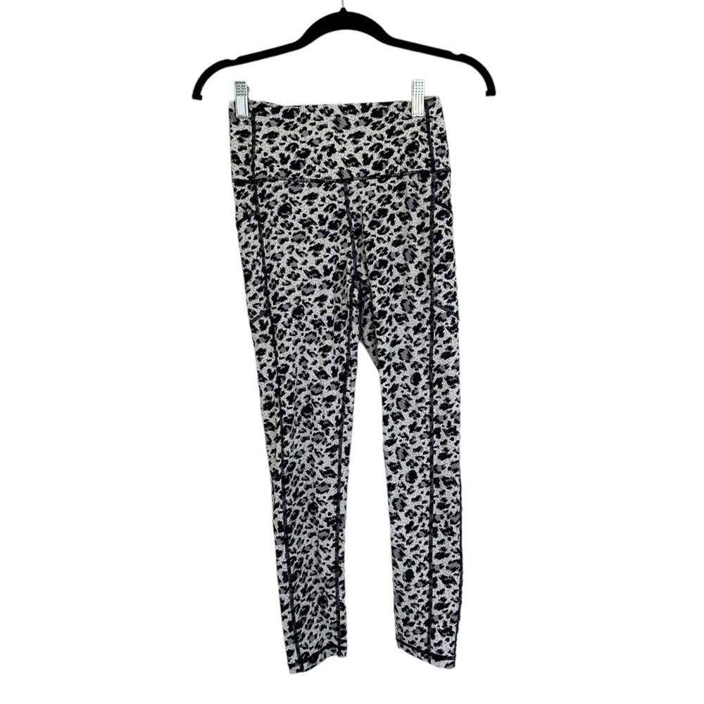 Zyia Active Black White Leopard Cheetah Animal Print Leggings Size 6-8